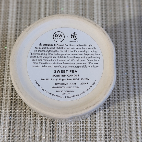 Be Mine Rae Dunn Sweet Pea Candle NWT - Picture 5 of 9